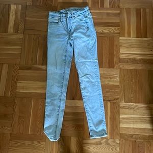 AE Light Wash Skinny Jean